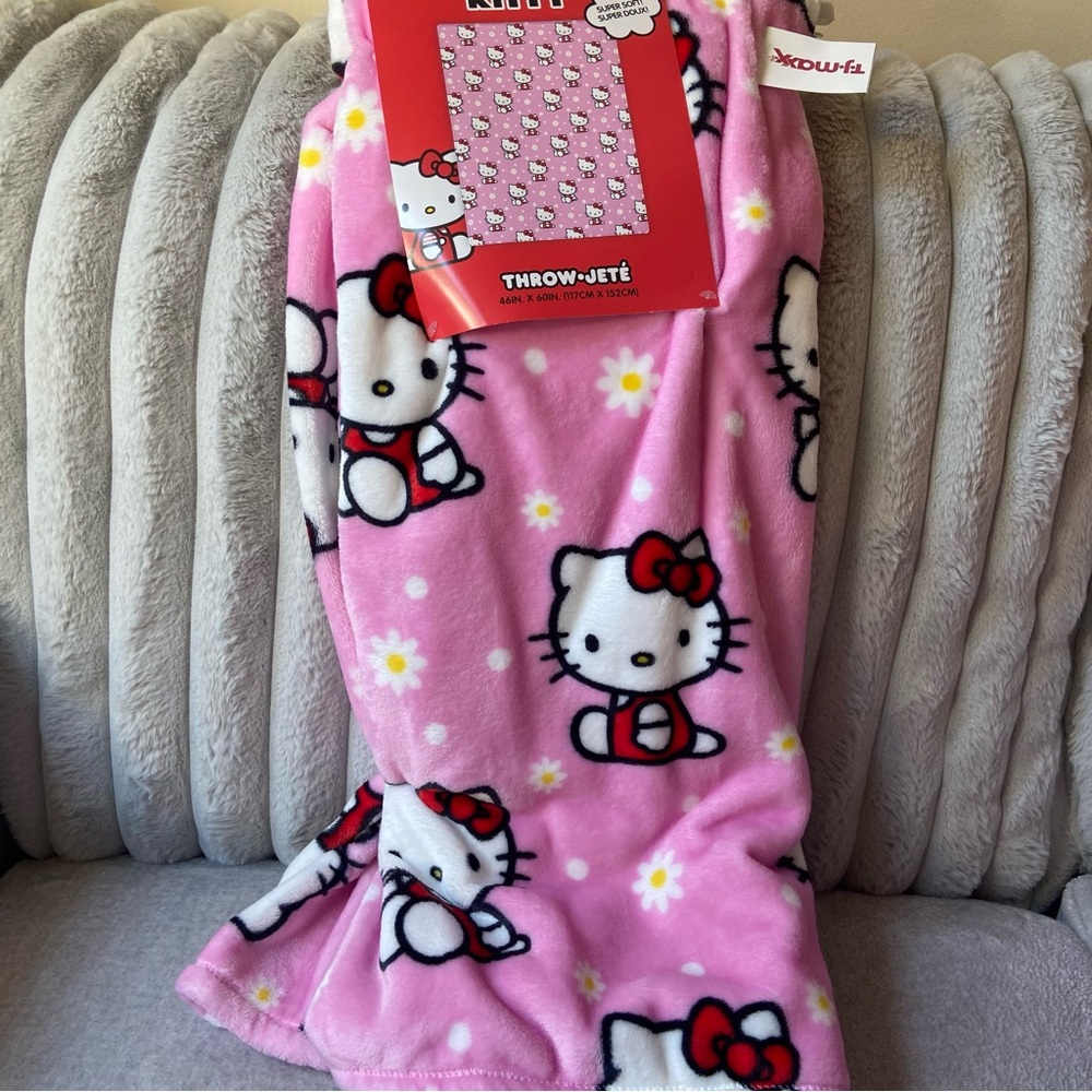 Hello Kitty Pink Flower Blanket with Daisies - Daisy Blanket